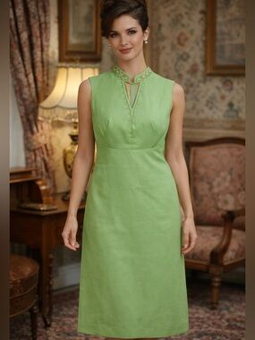 Green Sleeveless A-Line Dress with Mandarin Collar